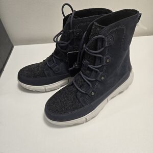 Sorel Black and White Youth Boots